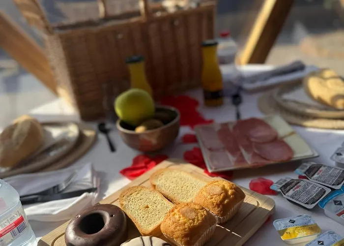 مكان تخييم El Moli Glamping Escapada Romantica *