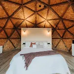 캠프장 El Moli Glamping Escapada Romantica