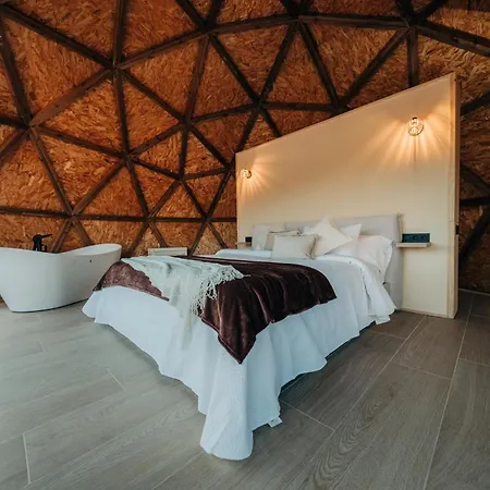 El Moli Glamping Escapada Romantica Adzaneta
