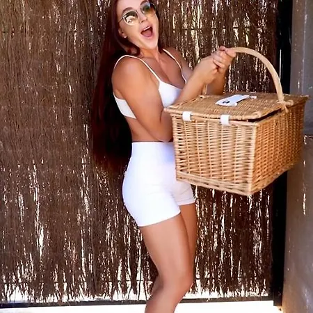 El Moli Glamping Escapada Romantica Camping Adzaneta