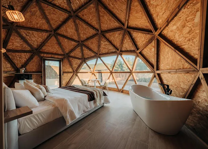 Campingplads El Moli Glamping Escapada Romantica