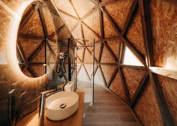 Campingplads El Moli Glamping Escapada Romantica Adzaneta