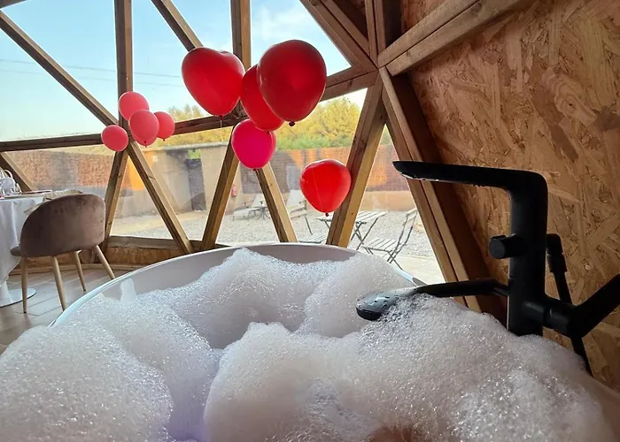 Campingplads El Moli Glamping Escapada Romantica *